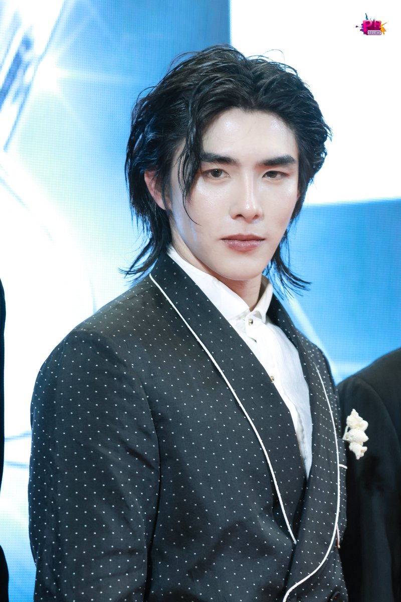 PRSocietyNews's tweet photo. [เก็บตก] "บูม รวีวิชญ์" ร่วมเดินพรมแดง ในงาน "Thailand Y Content Awards 2025" 

BXXM AT Y AWARDS 2025
#YAwards2025XHLN
#Yawards2025 #TBLC
#ThailandYContentAwards2025
#BXXMRVW https://t.co/e8Sx3YQbyL