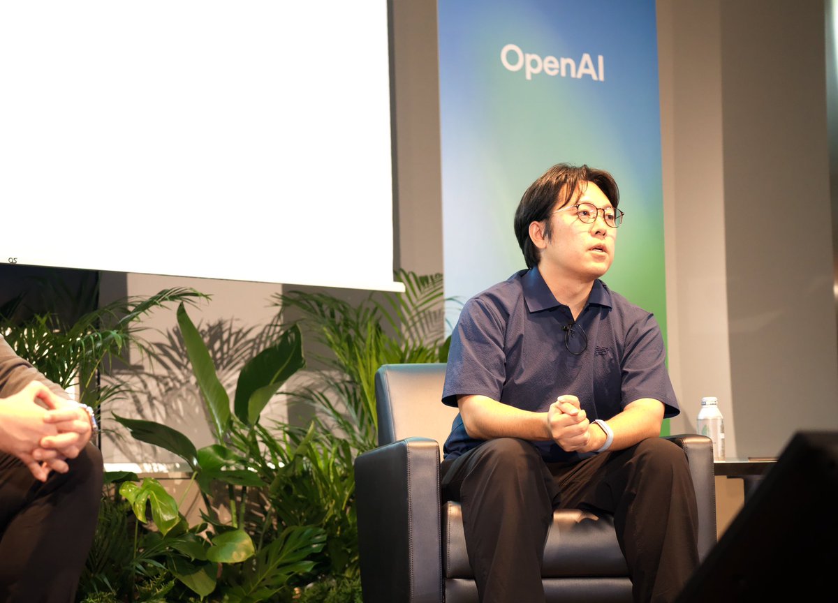 YUJI_JBiz's tweet photo. 昨日六本木で開催されたOpenAI Enterprise Exchangeに当社代表の@geeorgey が登壇。Sitesを利用したインタラクティブなデモやAIガバナンスについて皆さまとシェアしました✨ https://t.co/Cj6gXIEhXW