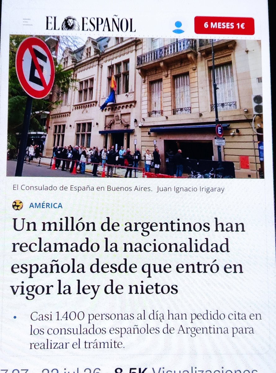 martinezanton19's tweet photo. @FontirroigPablo Además comen tres abundantes comidas , toman aperitivos en terraza de bar , sanidad total  gratuita protección al desempleo ,etc. https://t.co/X93tTx0zD7
