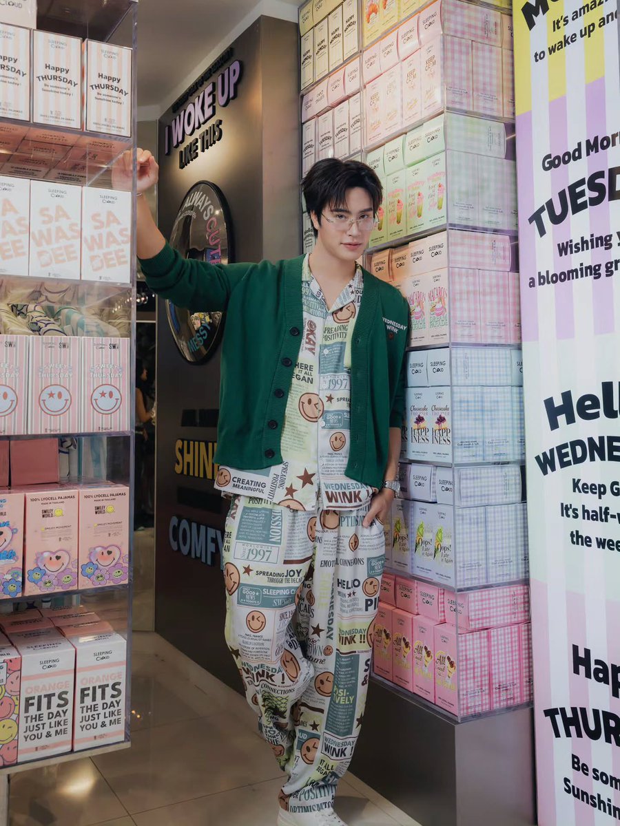 aiijeab's tweet photo. ชุดนอนหล่อจังwa 💚❇️
#SleepingcloudTH
#SleepUpgrade
#CloudFriends
#CloudModeChallenge
#Gemini_NT #เจมีไนน์ https://t.co/VCtQJAfp8T