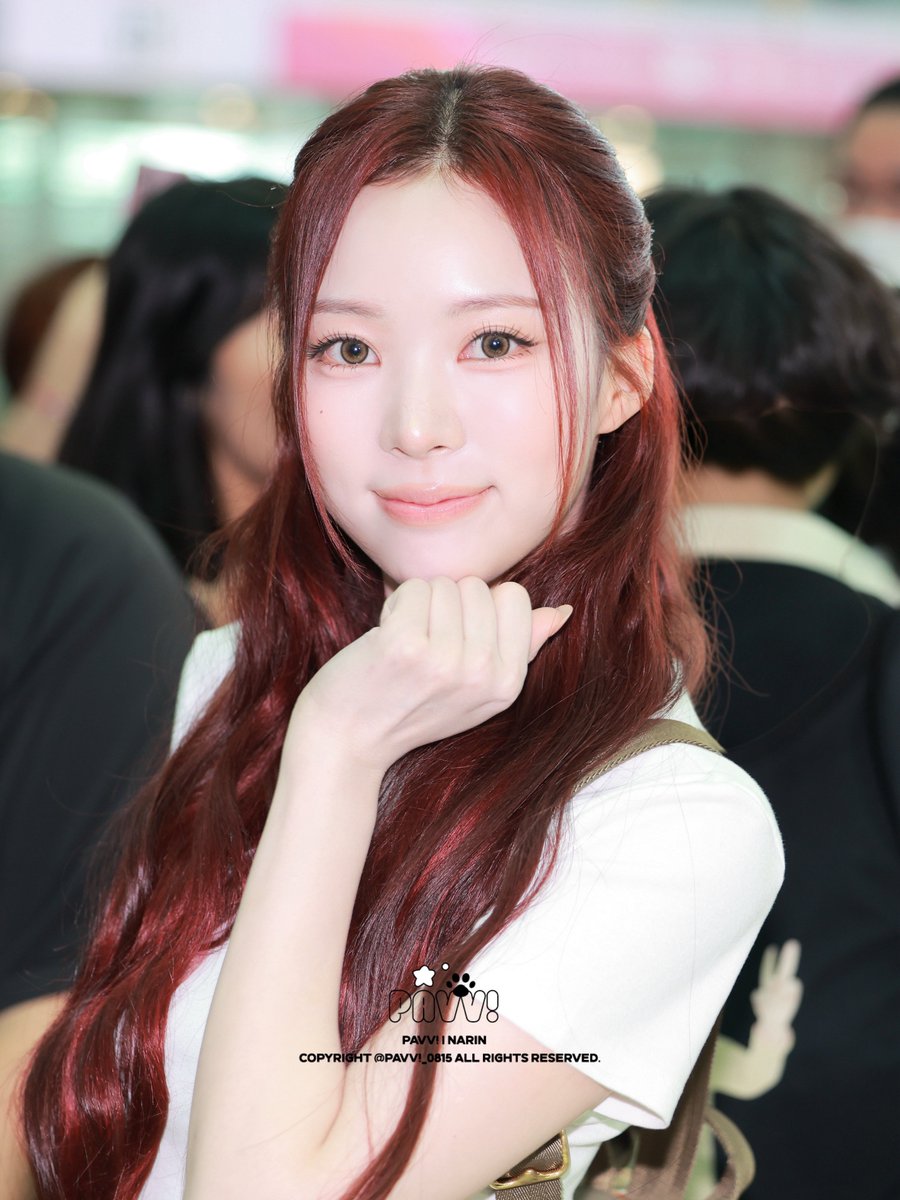 pavv_0815's tweet photo. 260724 잘다녀와 🥹

#미야오 #MEOVV #나린 #NARIN https://t.co/q5jidY5tob