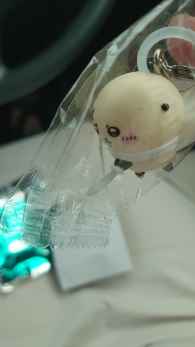 ayachon446's tweet photo. 初期傷等はご了承ください。

ちいかわ　映画　特典
ラッコ→ちいかわor古本屋
または要相談

郵送可です。 https://t.co/bH4FFPTJiv