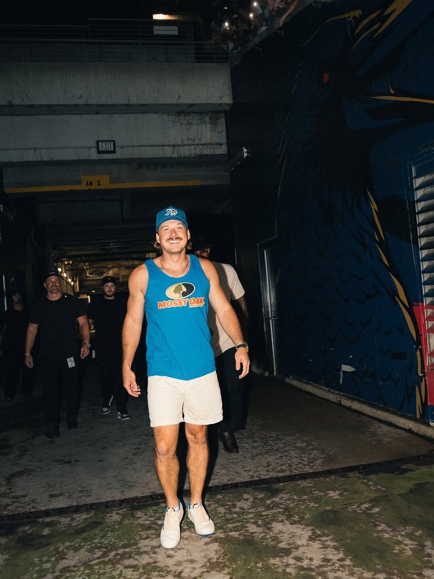 morgan wallen 20 cigarettes chart Another chart-topper for Wallen! The country singer notched his 20th No. 1 hit on the Billboard Country Airplay with his single "20 Cigarettes." Morgan Wallen's 20 Cigarettes is