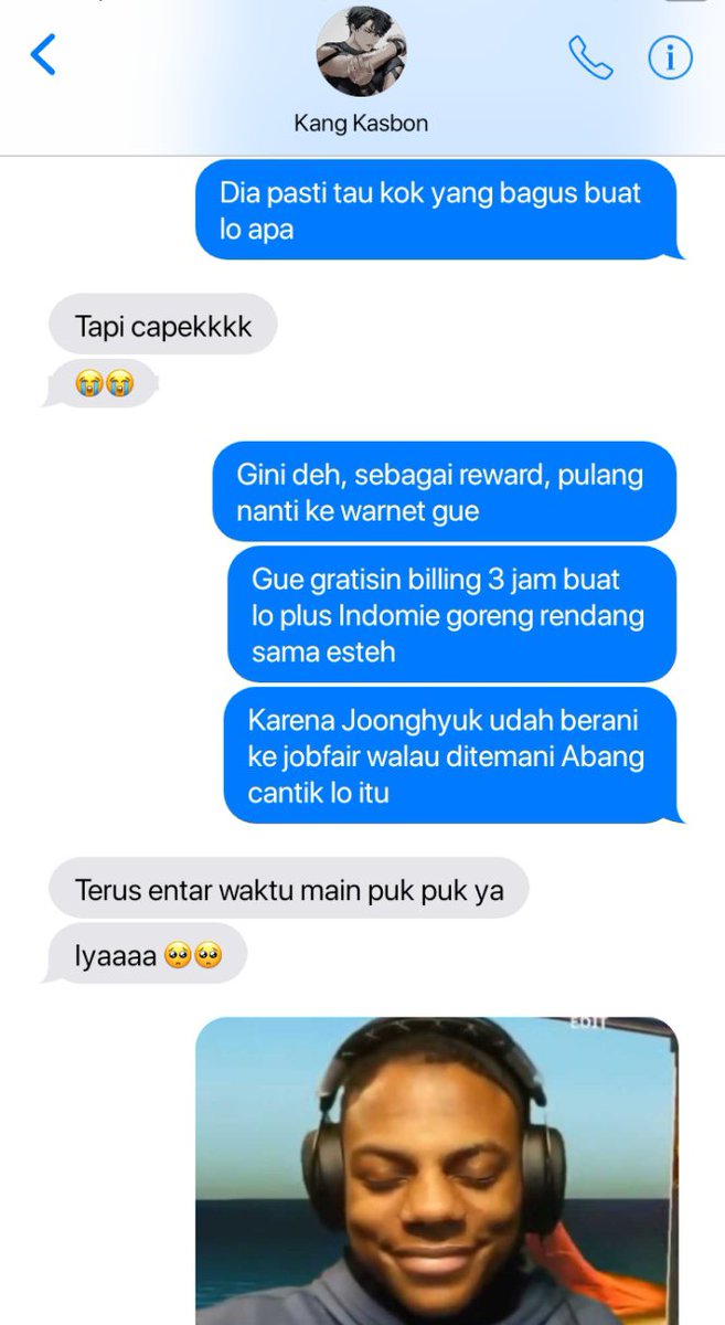 Jendanakku's tweet photo. #joongdok two tweet au. Menuju Hyuk antara tetap jadi pengangguran atau jadi budak korporat. https://t.co/vRUCna7Wq9