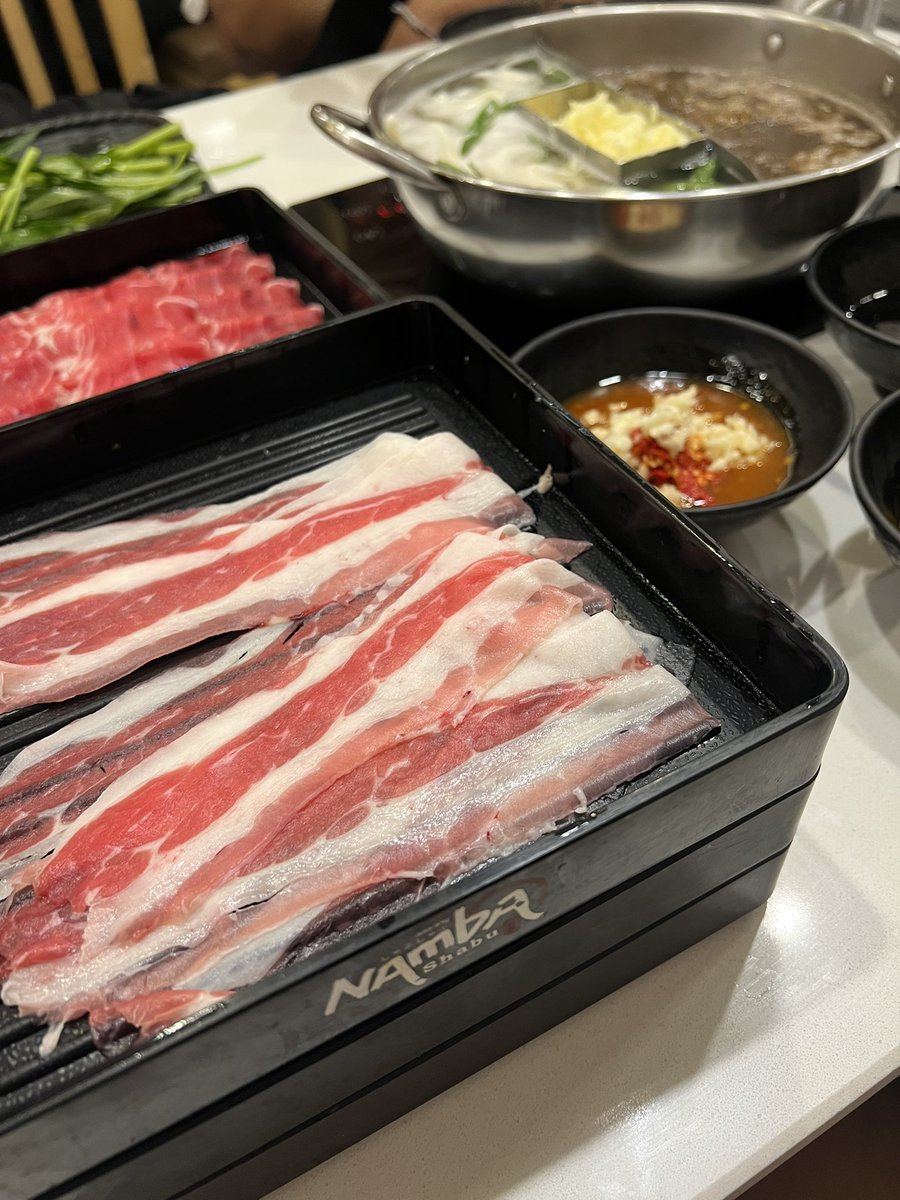 Kimmmimywoo's tweet photo. ให้นัมเบอร์ 1 คือ Numba คั้บบ
- เนื้อดีมาก ราคาของเนื้อเริ่ม 299 เอง เรากิตเซ็ตนี้ตลอดรวมรีฟิวก็ 300 นิดๆ 
- หมูดี 
- เมล่อนที่ขายดีมาก หมดไวเว่อร์
- ชอบกุ้งแก้วมาก อร่อย https://t.co/Jk6GagO586