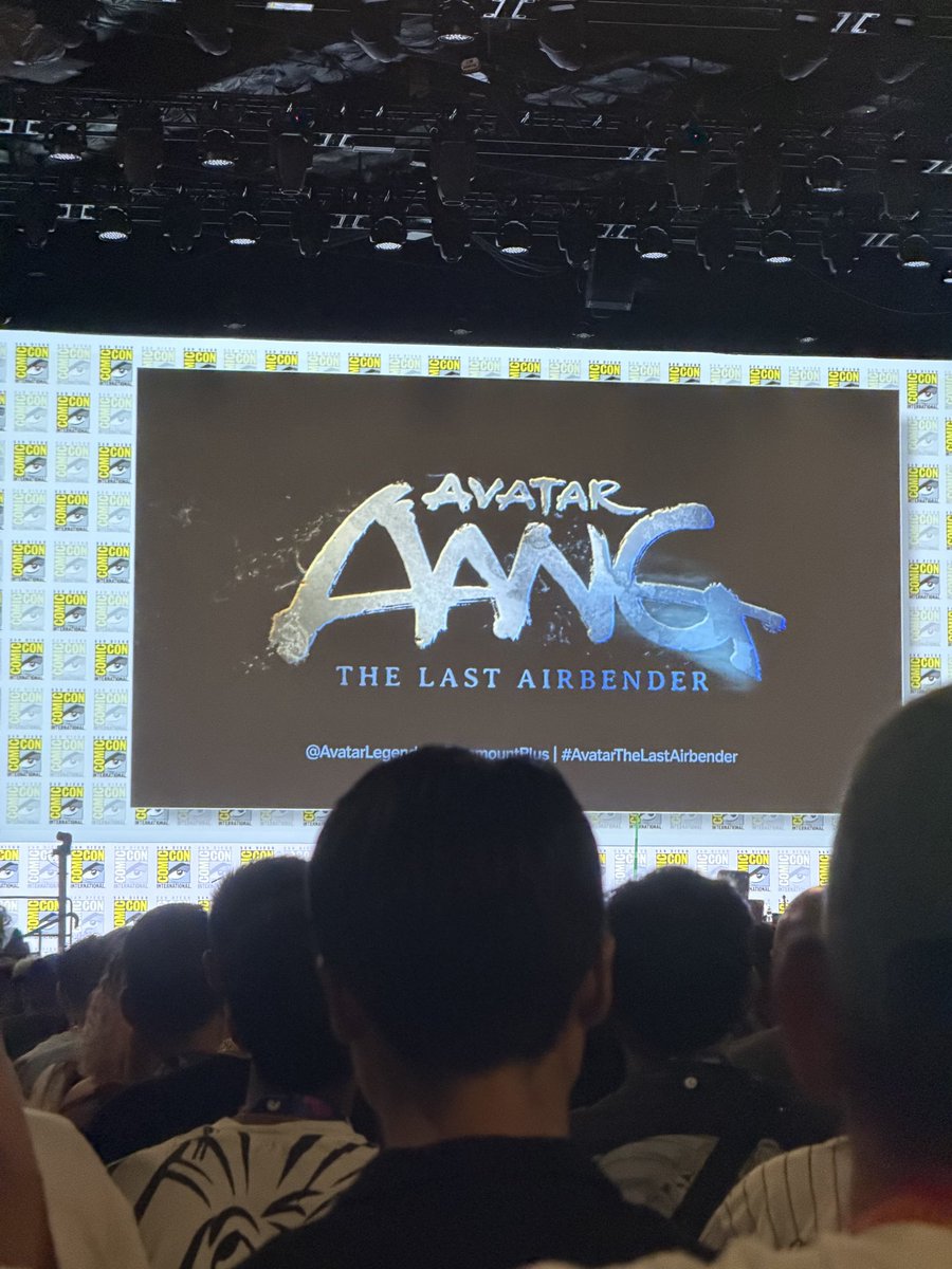 JamiUwUs's tweet photo. Successful con day ✌🏻✨ https://t.co/hPUk3COYtL