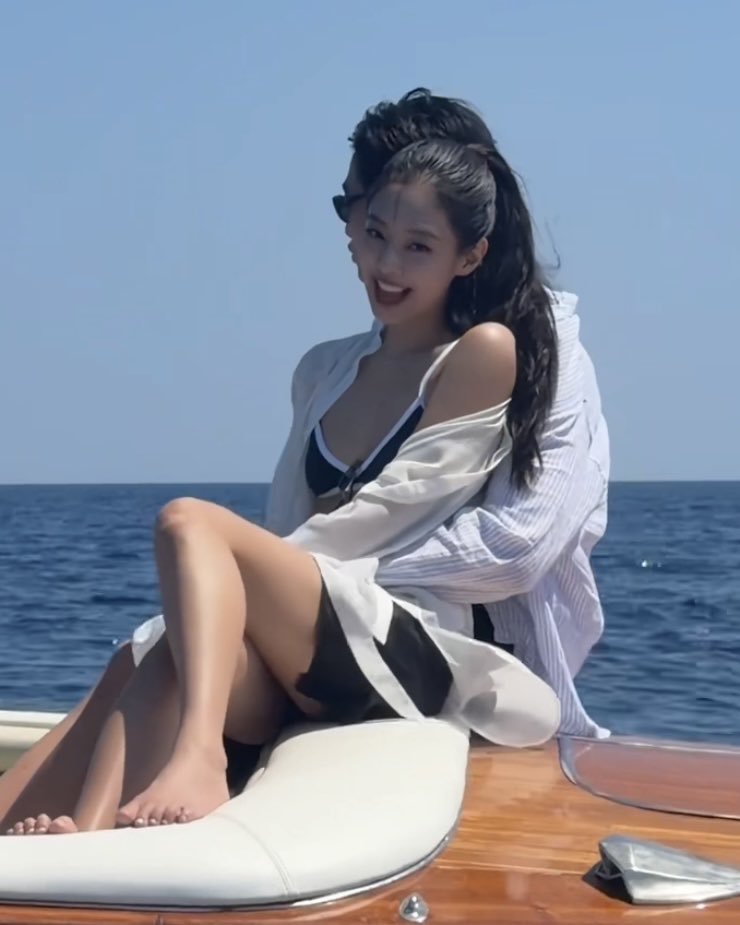 Kimberl45548824's tweet photo. 😘😘Jenlisa😘😘 https://t.co/g2Y7P2CD2a