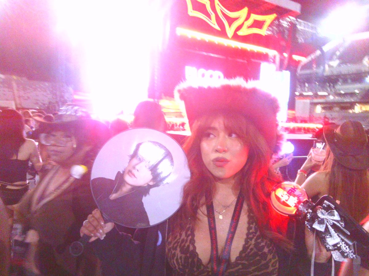 Dani •💋 tweet media