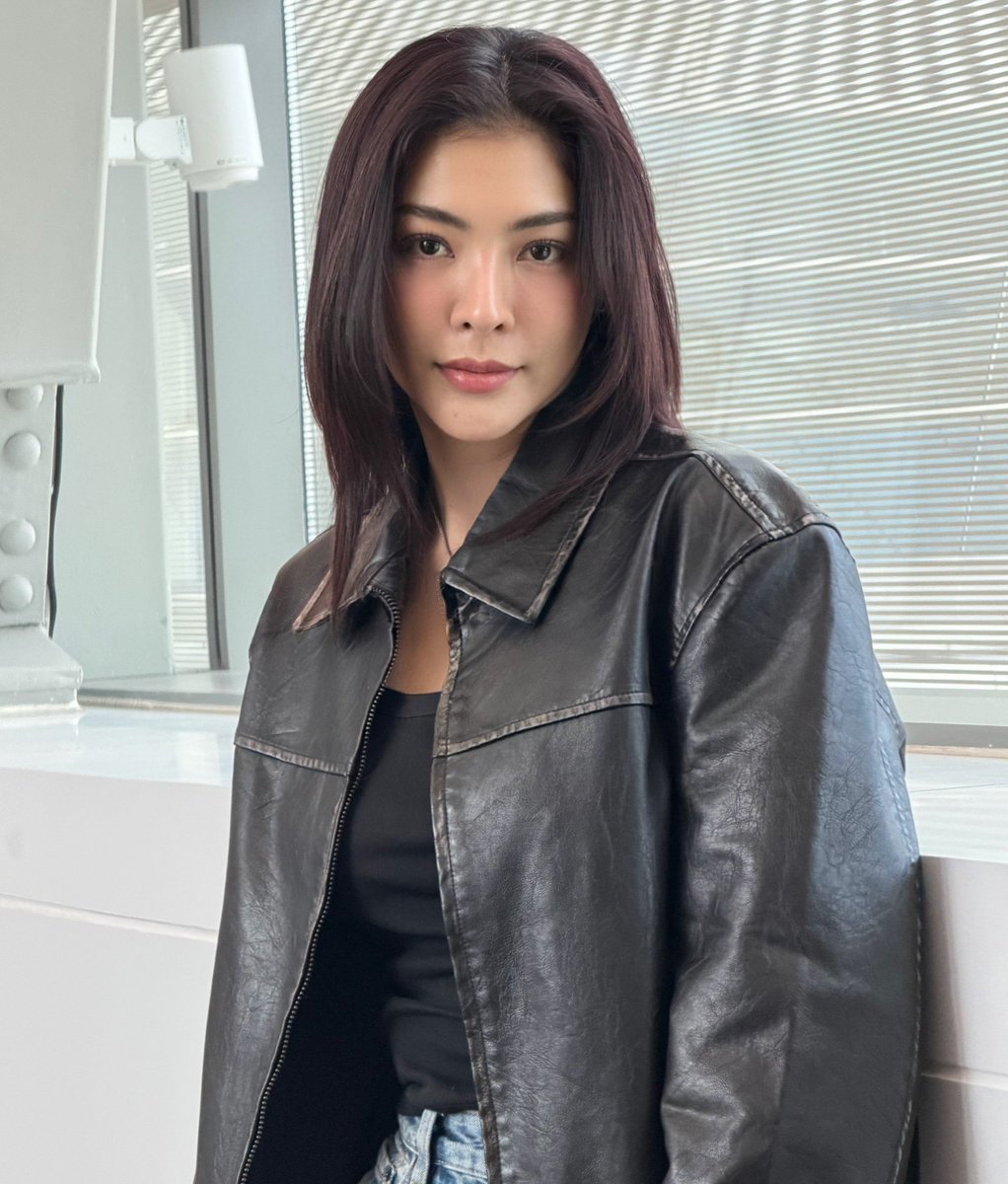 im_myouison2's tweet photo. The same person btw 🫠

#FayePeraya https://t.co/DDZfVYhtoN