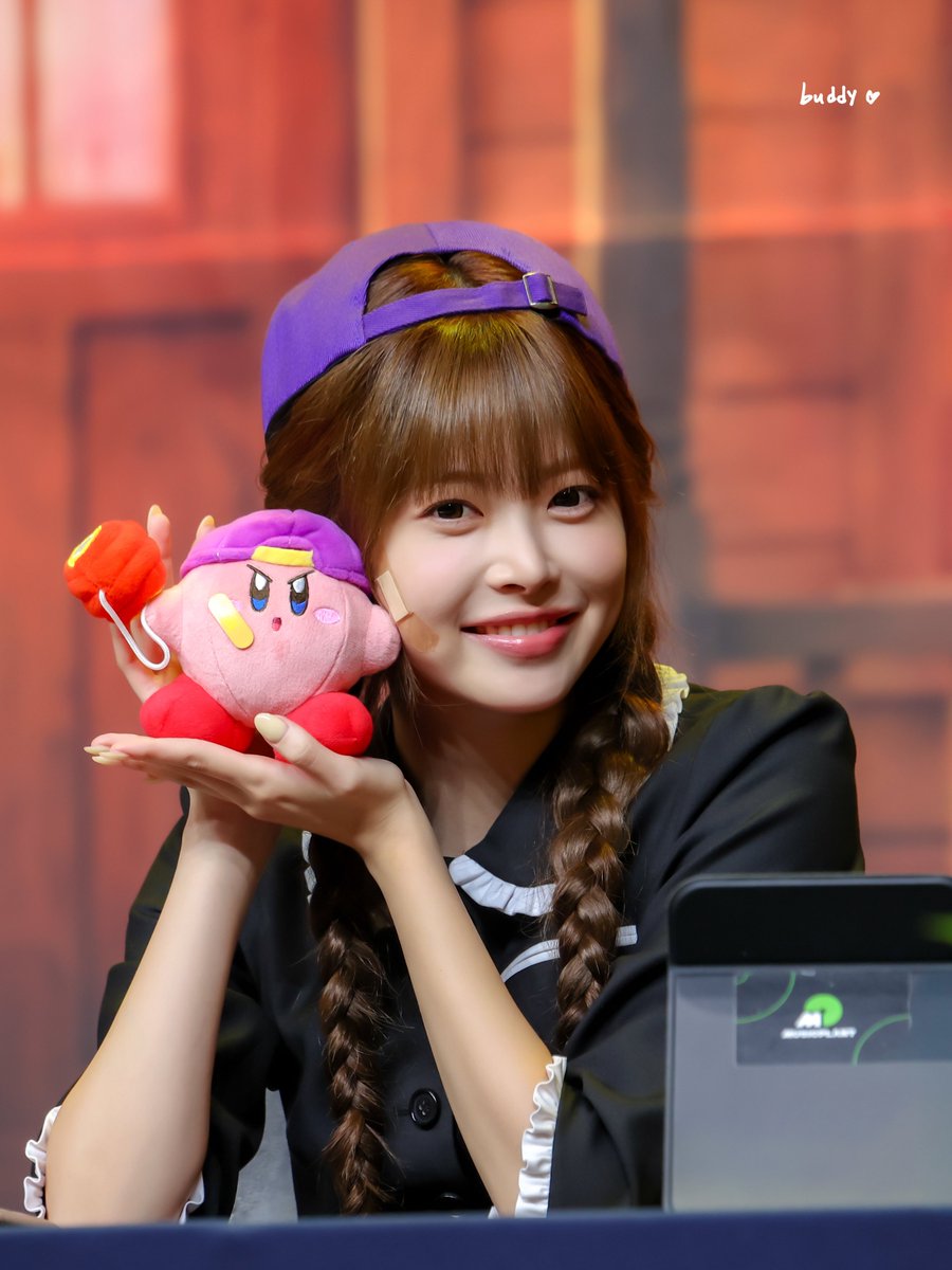 buddy_hec's tweet photo. 260722 뮤직플랜트

#르세라핌 #홍은채 #은채 #eunchae 
#LE_SSERAFIM #HONGEUNCHAE https://t.co/9TCseA9a0N