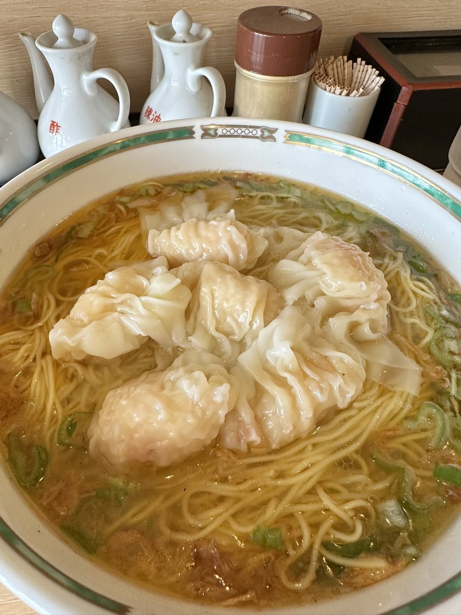 gourmetemperor's tweet photo. え？愛知名古屋に美味しものがないって言ってる人がいるみたいだけど本当なの？
そんなんただの情弱じゃん🤭

本格中国料理人が作る絶品の海老ワンタンがあるってどうせ知らないんでしょ？ https://t.co/UAb5Pkklck