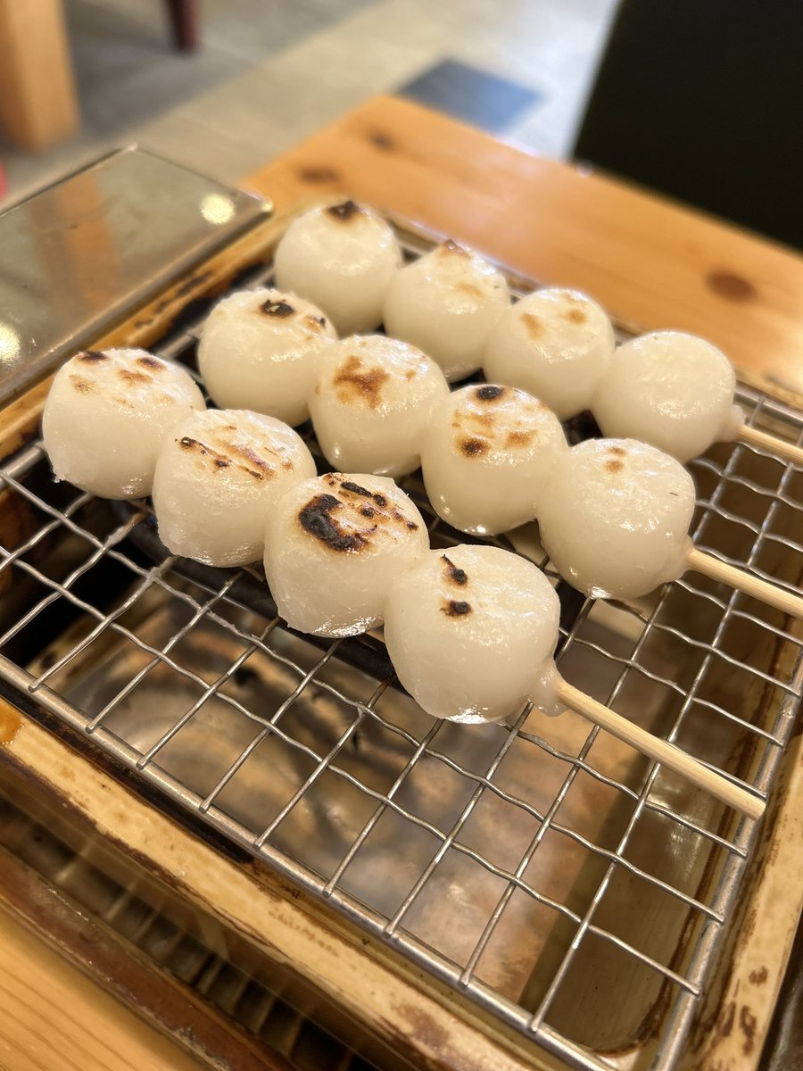 nnhsykr's tweet photo. ずっと行きたかったおかげ庵に行けて大満足✌️🍡関西にあったら通ってる自信あるから危なかった https://t.co/8JKVRqYugt