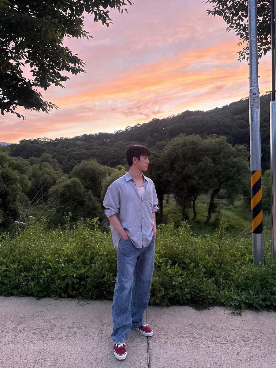 JINYOUNG_IG's tweet photo. @JINYOUNG https://t.co/foHZwLiStx