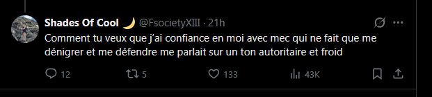 SagiChesteur's tweet photo. "Il me voyait comme une enfant et voulait me protéger quel incroyable PSYCHOPATHE !!!!!" 
> réagit comme une adolescente, s'épanche publiquement https://t.co/kXM1mhMSK7