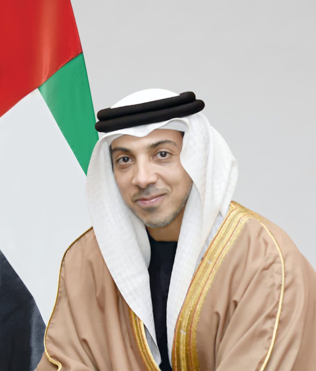oloumaldar's tweet photo. #منصور_بن_زايد: عزاؤنا لأهلنا في قطر.. ولأخي صاحب السمو الشيخ تميم بن حمد آل ثاني، ولأسرة آل ثاني الكرام، في وفاة المغفور له بإذن الله الشيخ حمد بن خليفة آل ثاني.. نسأل الله أن يتغمده بواسع رحمته، وأن يلهم أهله وذويه والشعب القطري الشقيق الصبر والسلوان

#مركز_الاتحاد_للأخبار https://t.co/cDUdCVhLtW