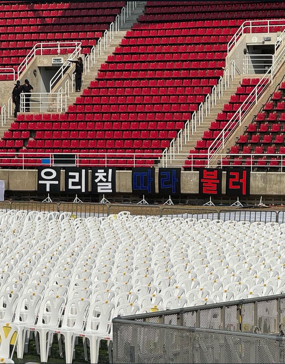 da_yk15853's tweet photo. ตำนาน127day ศิลปินเห็นโปรเจคก่อนแฟนคลับ

nctzenอึ้งขอบคุณที่ตื่นเต้นตอนเห็นในคอนอีกทีนะ😂 https://t.co/EhQRx7i98i