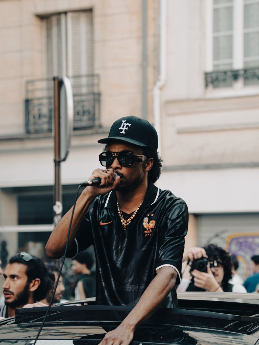 CaminoTV's tweet photo. le maillot de la France a restock à 60€ au lieu de 75€ avec le code camino 🫡

https://t.co/XeeqGEFCrh https://t.co/rtn81RR8OW