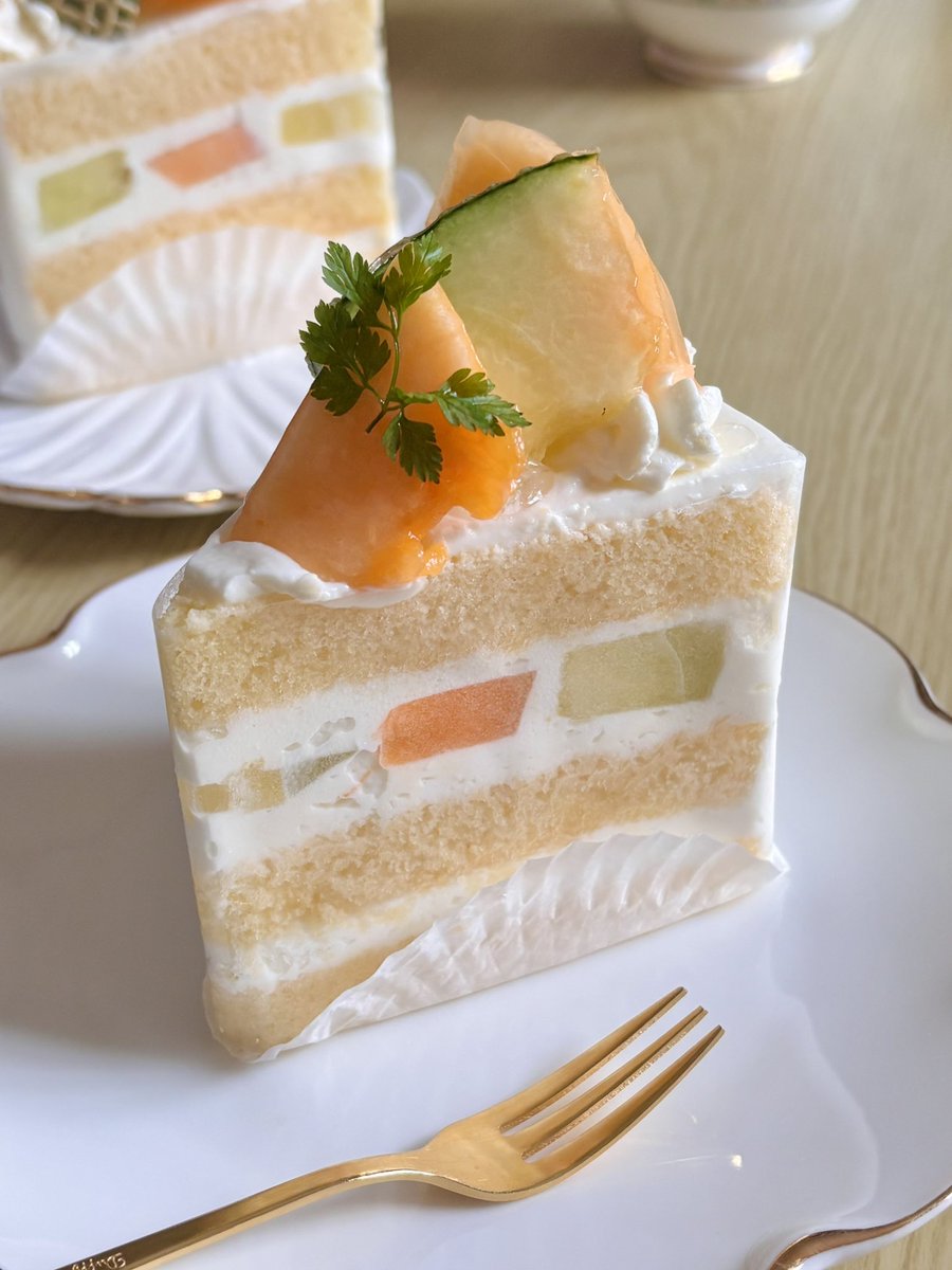 8_hatimitsu's tweet photo. ご褒美ケーキ✨️
試験受かってるといいな https://t.co/NWQdrlfLwl