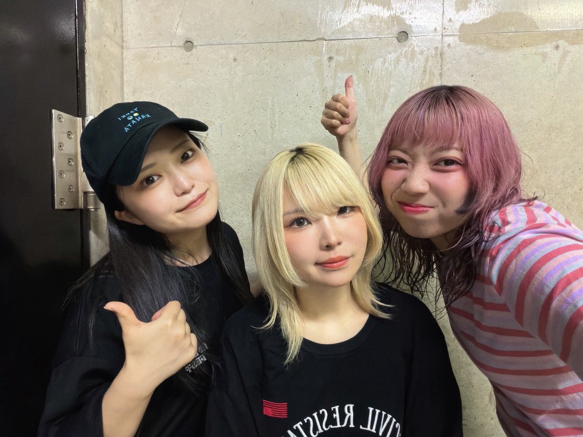 tsukiou_kanata's tweet photo. ˗ˏˋ 本日はこちら  ˎˊ˗

7/12(日)名古屋 ell.FITS ALL
至福ぽんちょ 全国対バンツアー「至福前線」

至福ぽんちょとツーマン❤️‍🔥
ソールドアウトおめでとう‼️‼️

バチバチにやらせていただきます！ https://t.co/21AFc44LXR