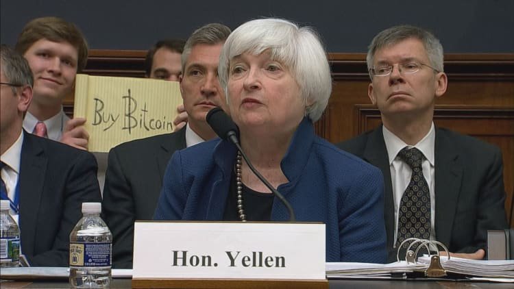 turtlecute33's tweet photo. Nine years ago today, a kid with a $9 legal pad pulled off the best guerrilla marketing stunt in Bitcoin history.

July 12, 2017. Janet Yellen, Chair of the Federal Reserve, testifies before the House Financial Services Committee. Her semiannual monetary policy update. Dry, procedural, the kind of hearing finance desks sit through out of duty.

A few rows behind her sits Christian Langalis, a young intern. Halfway through he raises a yellow legal pad into the cameras. Two words in fine-point pen: "Buy Bitcoin."

Guards escorted him out for breaking committee rules. Millions saw the clip anyway. That sign floating behind the most powerful central banker on earth spread across the internet within the hour.

A friend posted a donation address. Within four hours, strangers sent him nearly $10k in BTC. He ended up with more than 7 coins.
In 2024 the original notepad sold at auction for 16 BTC. Over a million dollars for a pen stroke.

If you're new here, that's the lesson. One person with no budget and no permission walked into the establishment's own building and planted an idea on live TV. No marketing team sold you Bitcoin. People spread it because they believed in it enough to risk looking ridiculous.

A kid with a pen did more for adoption that day than any campaign since.