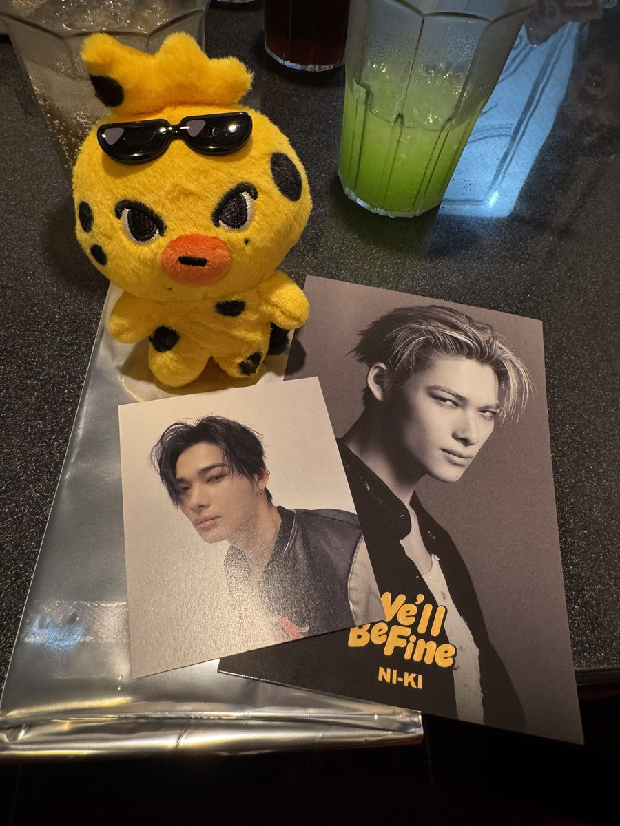enrappy's tweet photo. 🐥✨ https://t.co/OocIvpfC5i