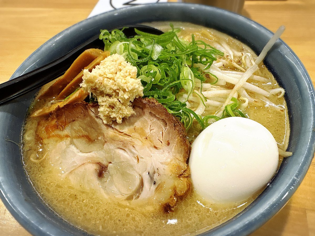 THEONE__THEONE's tweet photo. 久しぶりにラーメンฅ^•ﻌ•^ฅ
めちゃうま(*´﹃`*) https://t.co/H2iX2VzkzV