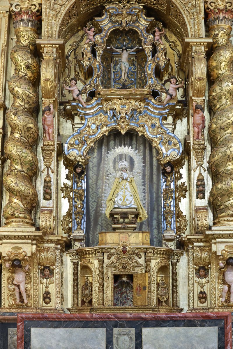 LaCenaSevilla's tweet photo. RETABLO | Hoy a las 12:00 horas celebramos la santa misa en la iglesia de los Terceros presidida por nuestro Director Espiritual, el Rvdo. P. D. Juan Antonio Carrera Páramo, S.S.P.

📷 @manueljesussol https://t.co/SIt5EO78qR