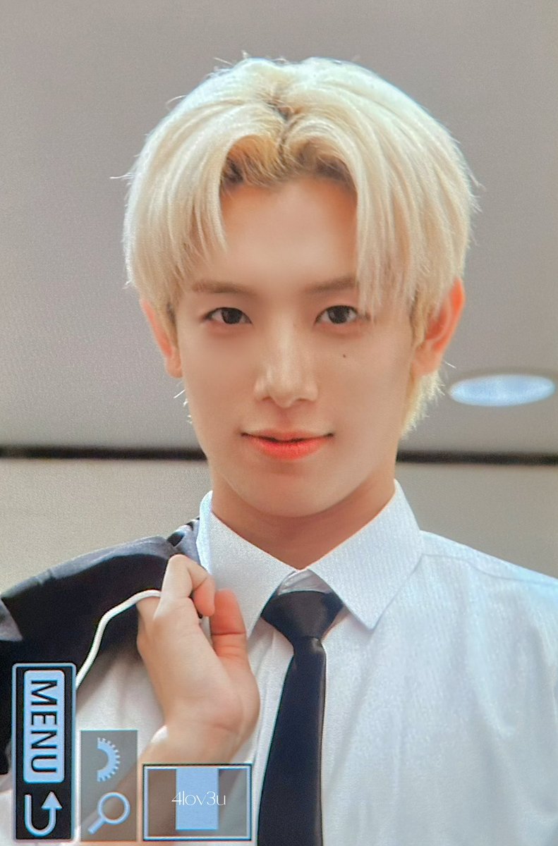4lov3u's tweet photo. 260712 건호 후배님 두번 째 단추 내 거 ◠◠
#올아워즈 #ALL_H_OURS #건호 #KUNHO https://t.co/cZ0DMCSBHw