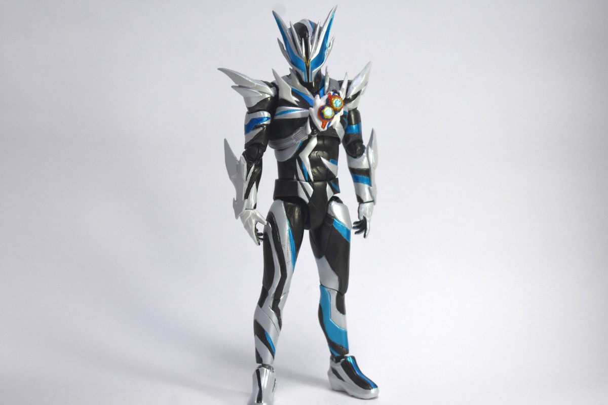 yabu_actfig's tweet photo. 仮面ライダーアクションフィギュア 仮面ライダーノクス ミッドナイトシャドウ
ついに完成!
挑戦の多い改造でかなり時間がかかりましたが粗はあるものの納得のいくものができました。
#仮面ライダーゼッツ #仮面ライダーノクス  #仮面ライダーアクションフィギュア #ニチアサフィギュア改造部 https://t.co/7KSNjD9dGN