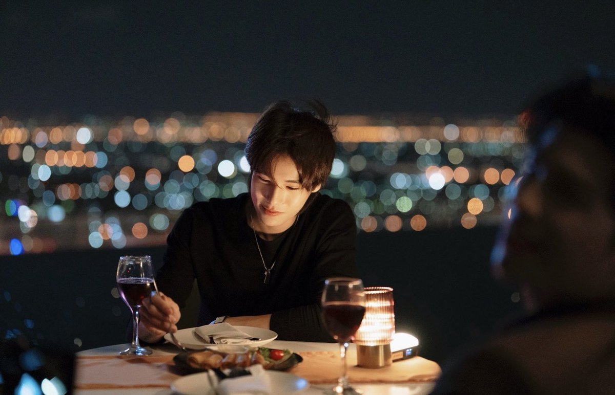 kokornki's tweet photo. “ พีชยรัตน์ เจนกิจ ลี ” สวยกว่าวิวเมืองข้างหลังซะอีก https://t.co/BDsNxAgXU3