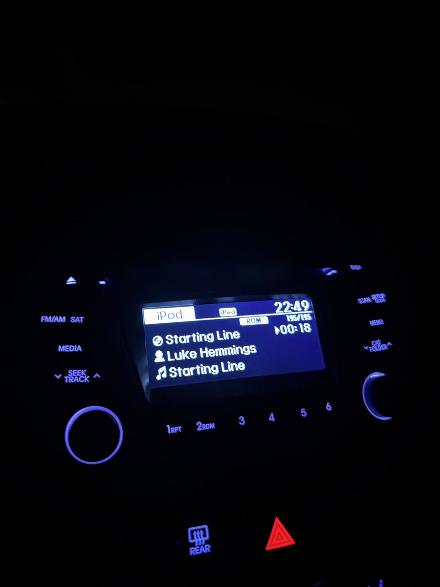 ghostby5sos's tweet photo. spotify shuffle wanted me dead earlier this is why i only loop upbeat music https://t.co/VP2AbCrvYs