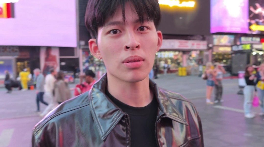 clenemina's tweet photo. phuwin wearing pond’s jacket https://t.co/3uyN0KFEZR