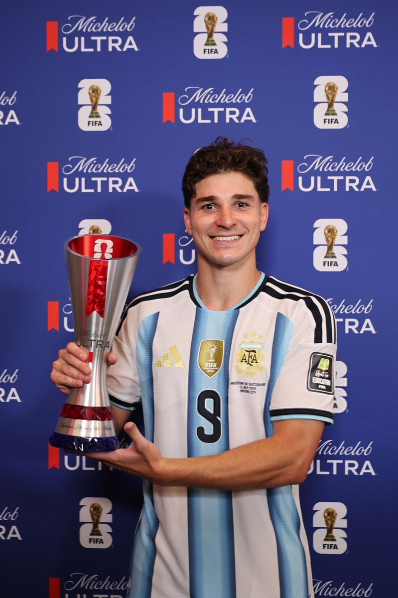 oh_beyy's tweet photo. Julian 'Fucking' Alvarez 

But the plan was for you to fool us this WC so your value can drop, then you sign for your dream club and boom 💥, you're back again https://t.co/6oPEtKqGhp