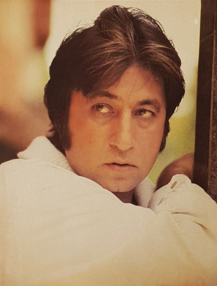 WorldOfShorin's tweet photo. @UlisesDavid__ Shakti Kapoor https://t.co/xs4CG7YFb7