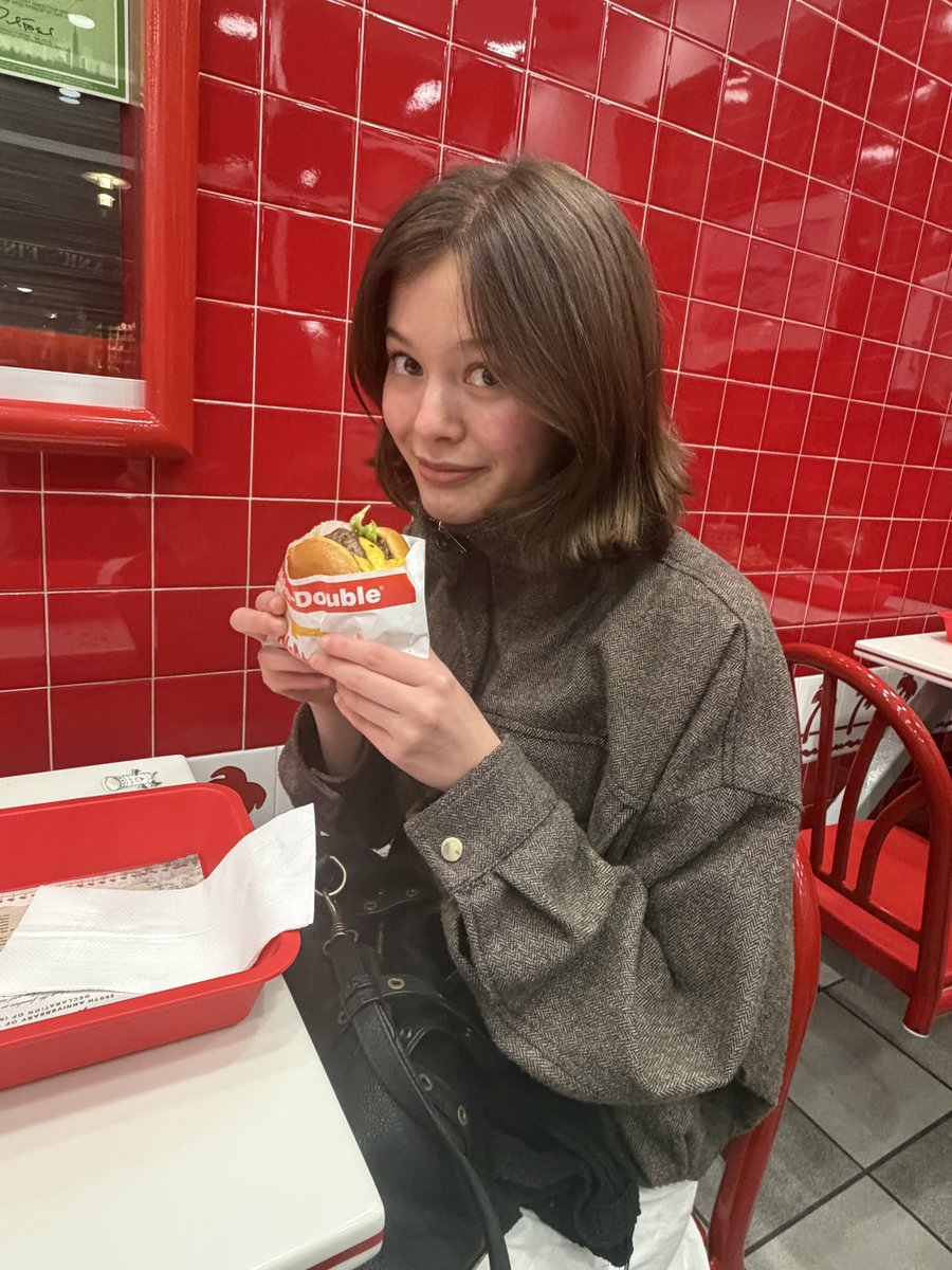 MarieAdant's tweet photo. pov: french girl tries her first double-double. https://t.co/H4jH7F5GUg