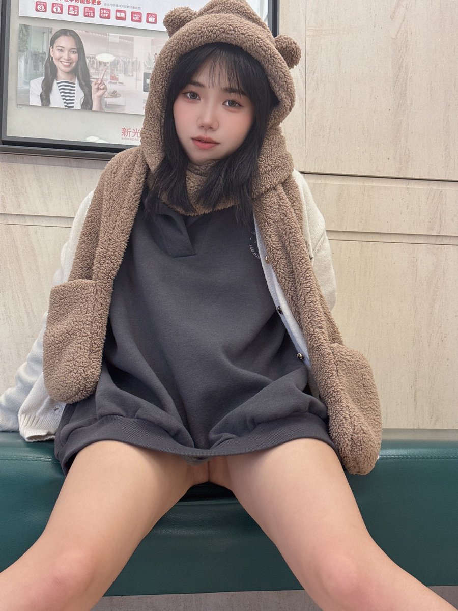 lunana0911's tweet photo. 這樣就沒有被偷看內褲的問題了💡 https://t.co/uqbWV6JSXo