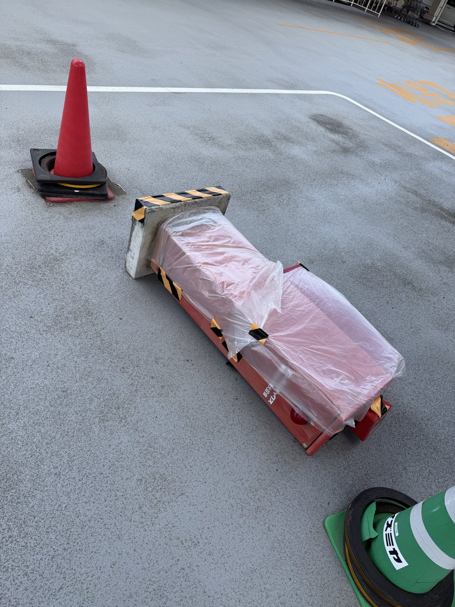 k_c_engineer's tweet photo. 君は寝てたらダメなんじゃないかい？ https://t.co/cyqieLPpal