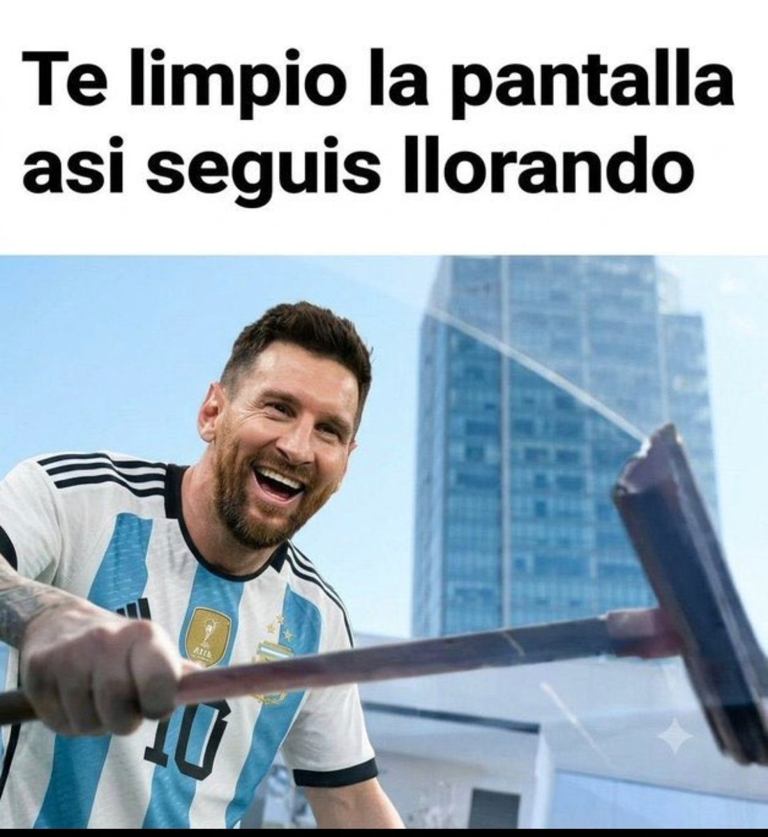 LauraTo32673871's tweet photo. @marca Que polémica imbecil jajajaja, cuanto es que les pagan por decir boludeces en contra de Argentina no te voy a dar like asi te cuesta un poco mas cobrar jajajajjajaa. Sigan llorando https://t.co/sO6e3iIvGS