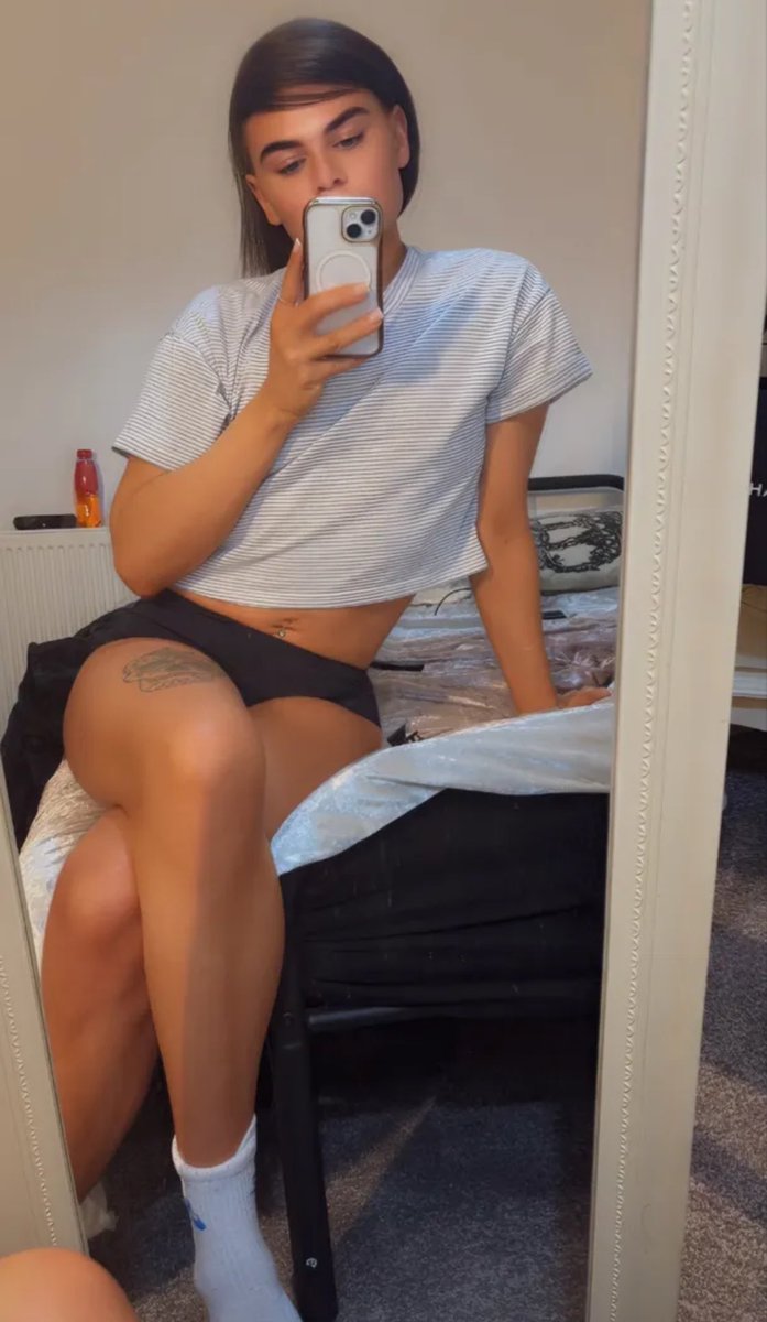 AlexFemy6s's tweet photo. Link in my bio 🔞🍒
#femboy #nsfwtwtًً #twink #bussy https://t.co/BGoTYCLDiP