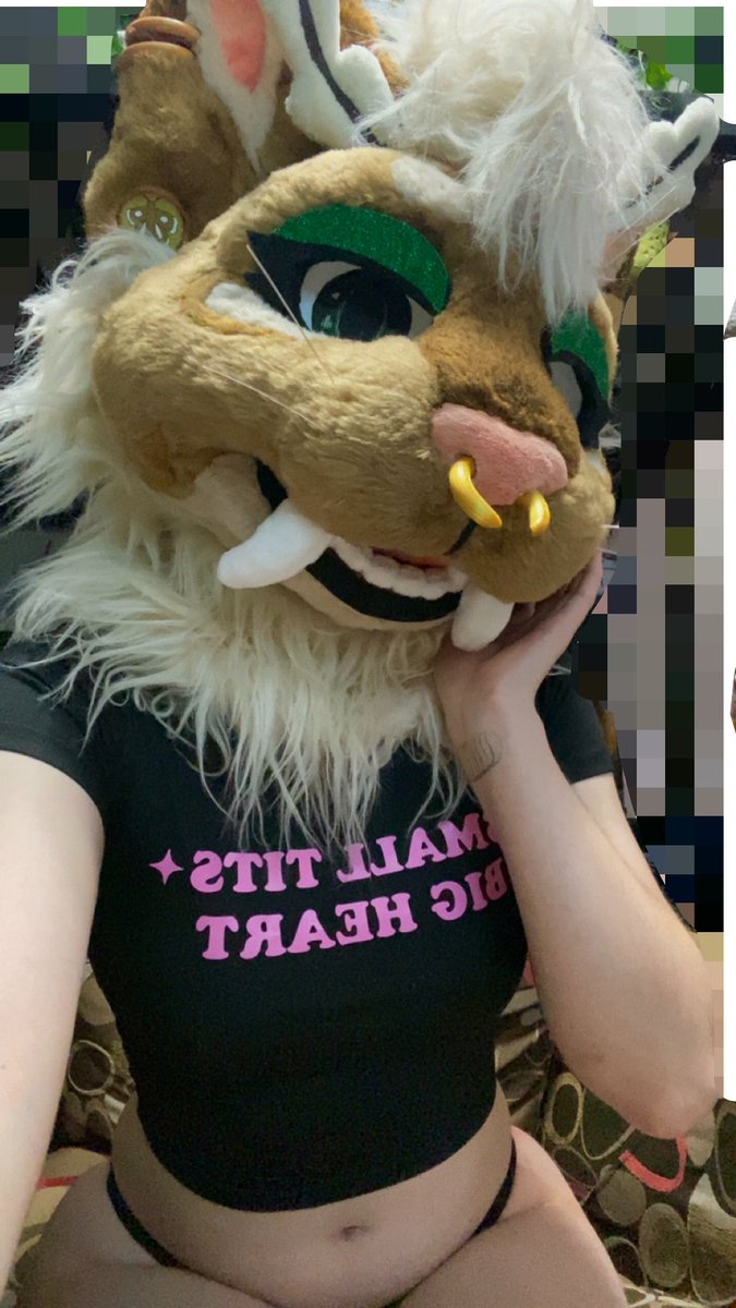 CrickettAD's tweet photo. Maws or paws? 🦷🐾 https://t.co/KTNnlOlvbx