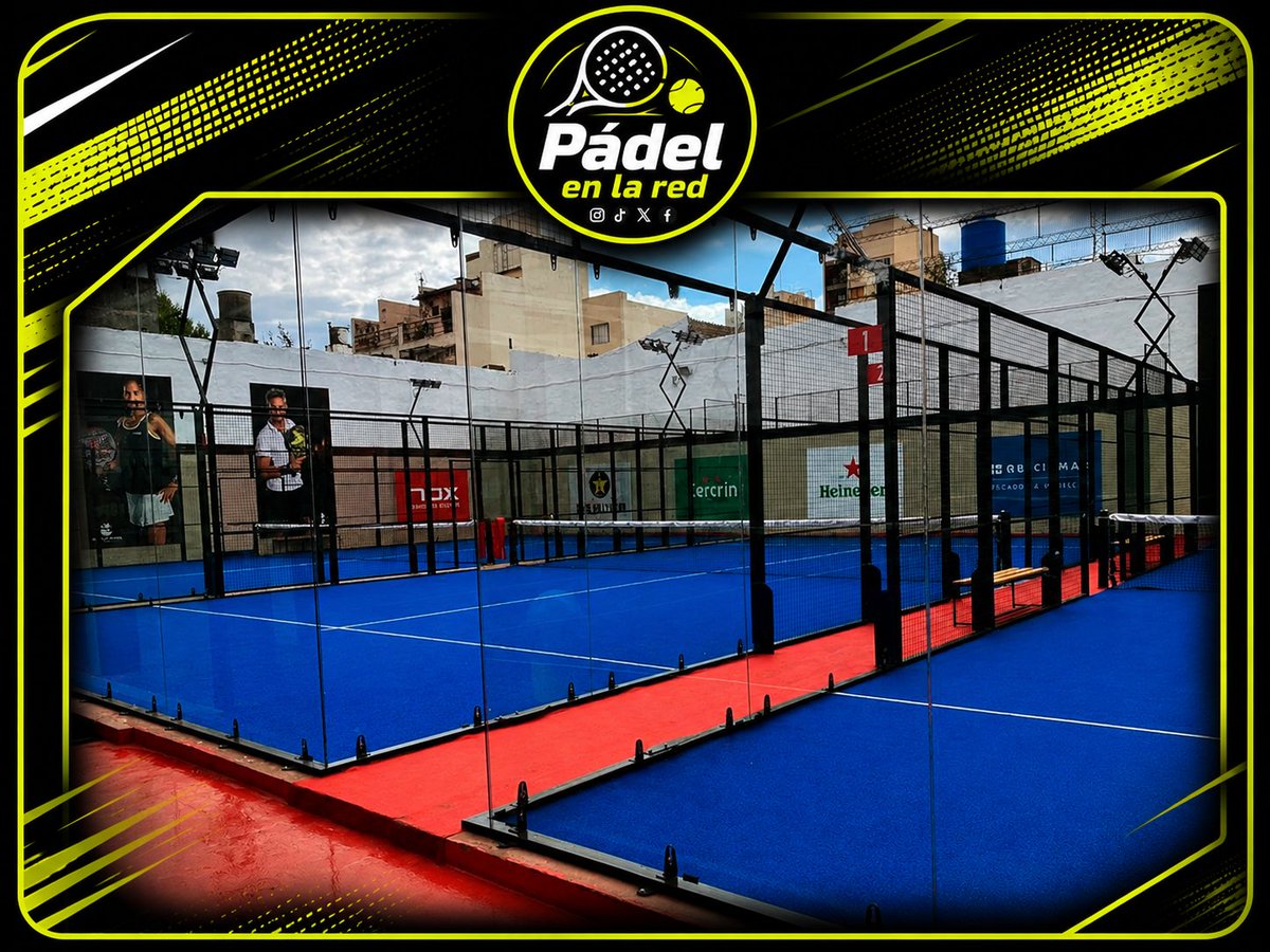Padelenlared's tweet photo. Dos épocas diferentes, un mismo protagonista: el pádel. Del fenómeno local al espectáculo internacional, este deporte sigue conquistando a millones de personas en todo el mundo. https://t.co/1KKVT9pHsF