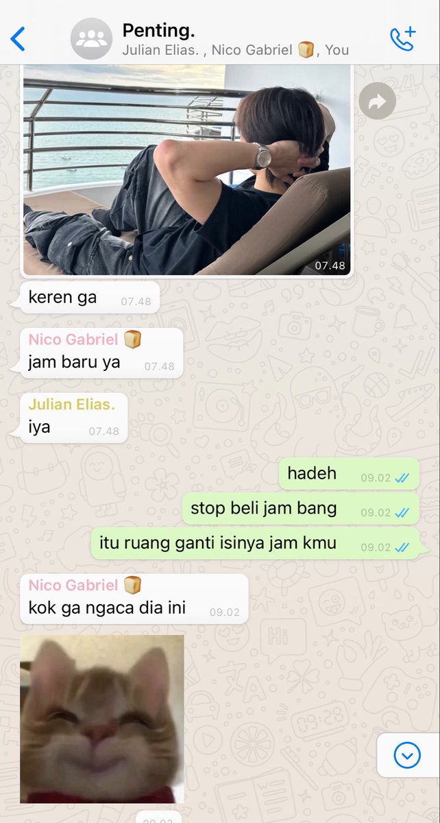 LINKEDINSILVEN's tweet photo. dewtee au, daily chat keluarga cemara arlo benjamin :V https://t.co/3s7rXtSzny