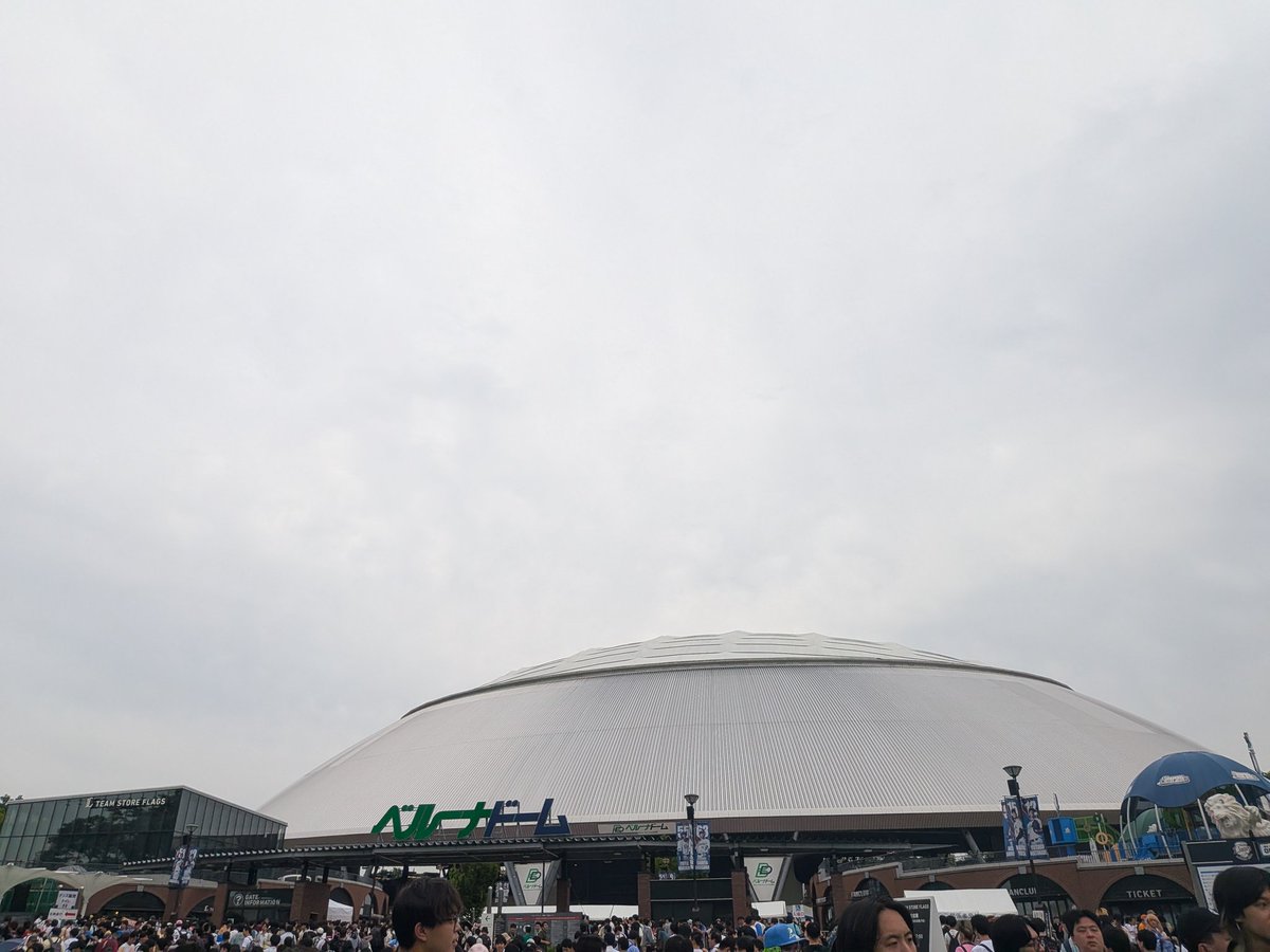 ria_711's tweet photo. 本日もよろしゅう
#蓮ノ空6th埼玉Day2 https://t.co/m0L30zEoka