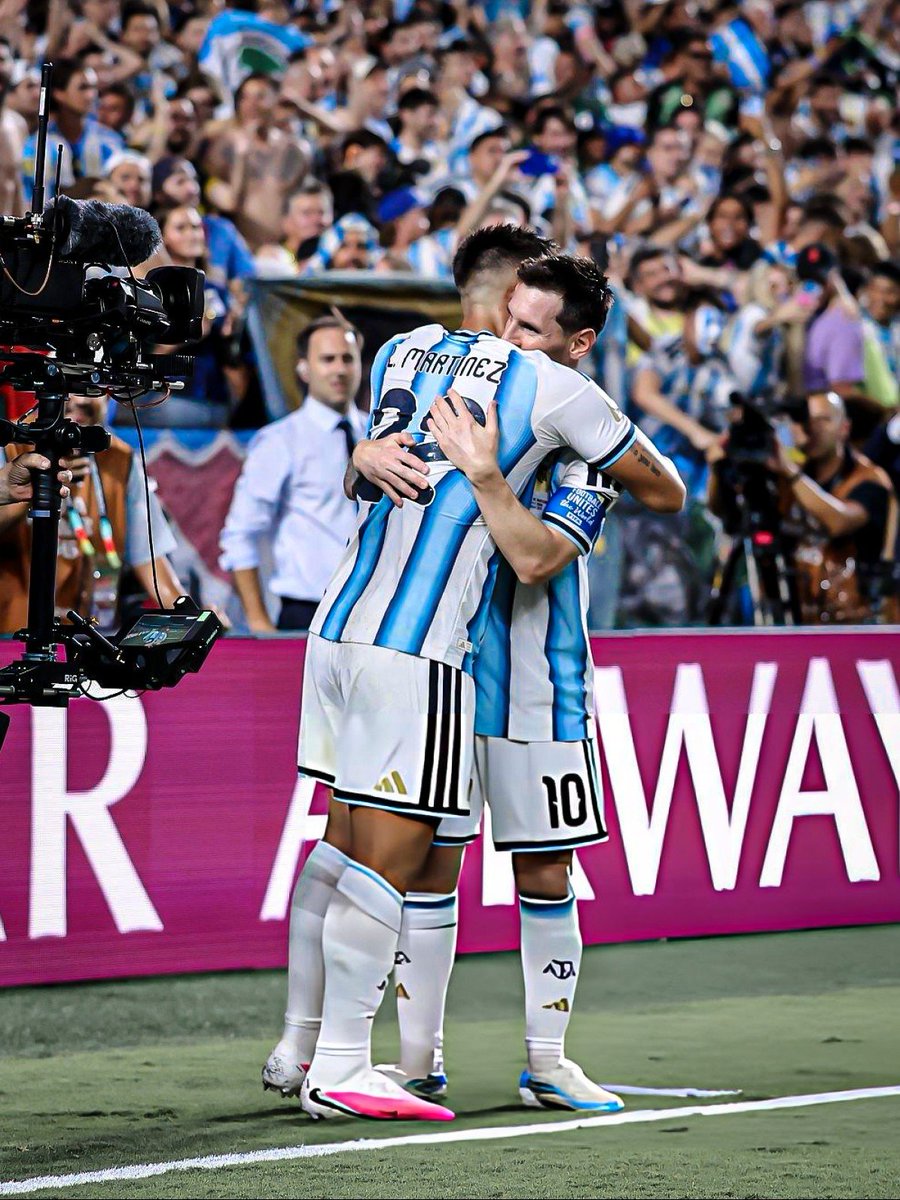 ArchivoLautaro's tweet photo. Los amo con mi vida. Lealtad eterna. https://t.co/A3Bb1xAQUQ