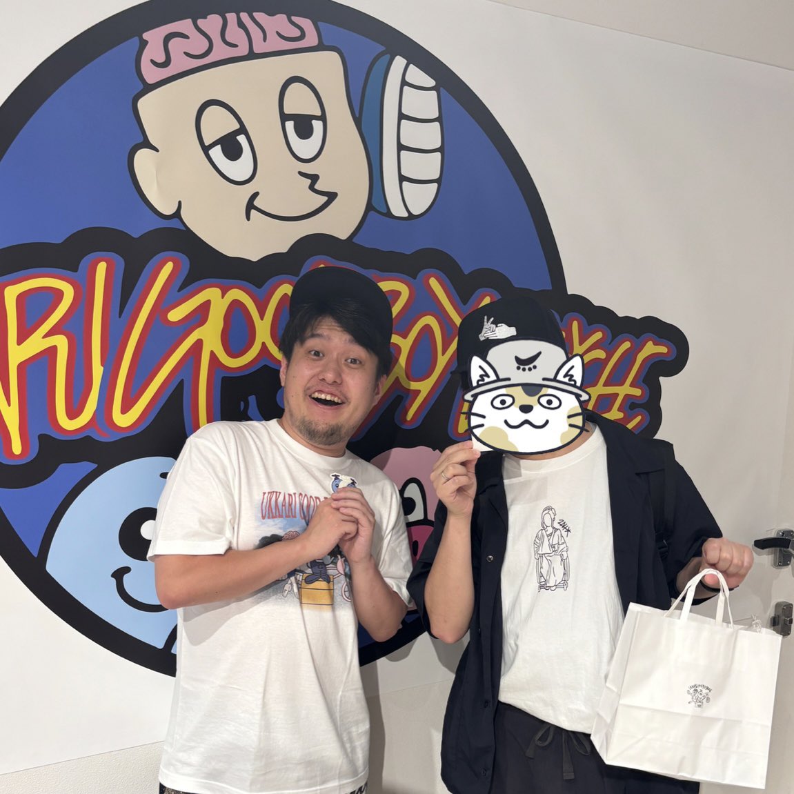 waga_hai_nuco's tweet photo. うっかりグッボイバイセコーポップアップストア
行ってきた！
前からTWONIXを推してたので腕井亭ｾﾝｾｲとご挨拶できてﾊｯﾋﾟｰ
🧠👆🐖🚲 https://t.co/7ZIGrhSqXT