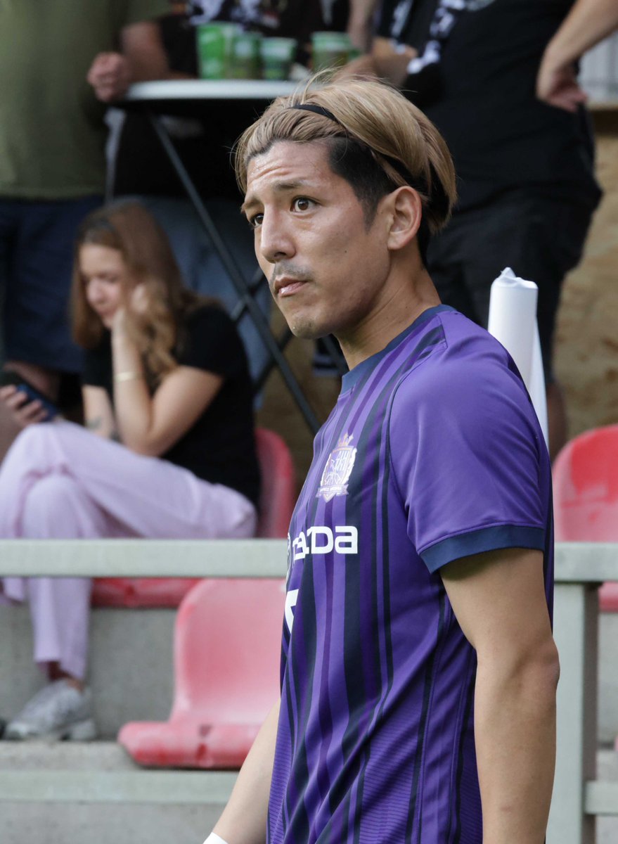 tss_sanfrecce's tweet photo. https://t.co/jRg6mjVDzE
新井直人選手／リーグでゴールを決めたい
#sanfrecce #オーストリアキャンプ https://t.co/01XTM9LkQT