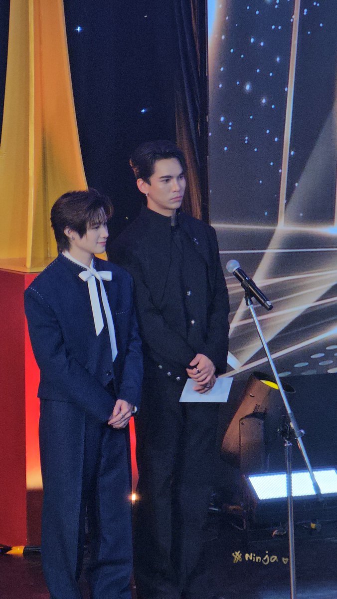 NuchareeB's tweet photo. ผู้ประกาศรางวัล 'ละครสร้างสรรค์สังคมดีเด่น'

MAXNAT AT TV GOLD AWARDS 

#โทรทัศน์ทองคำครั้งที่40
#mmaxmax #natasitt 
#MaxNat #ฮาร์ทดิสของแม้กณฐ
@mmaxmaxxxx @natasittttt https://t.co/7wPRgJ663B