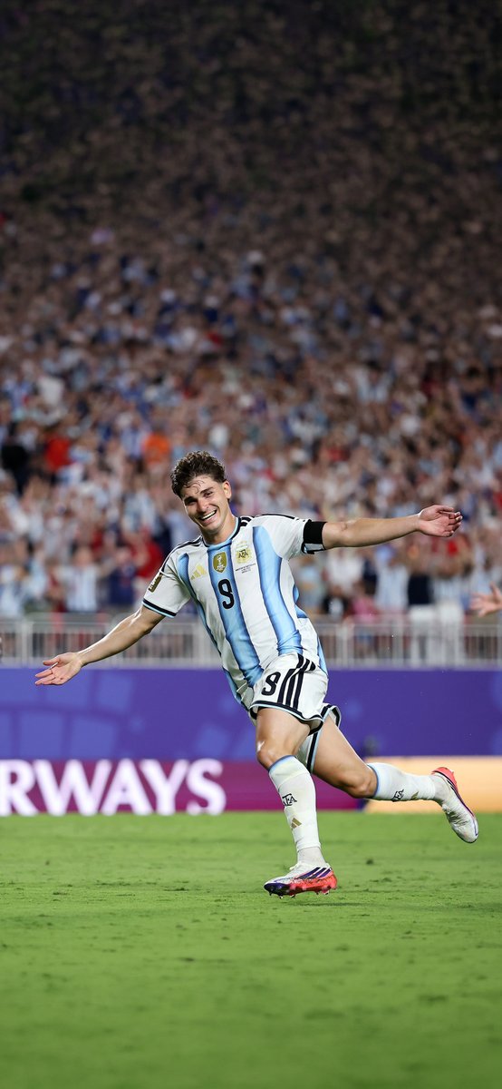 moran_juampi's tweet photo. #Wallpapers 📱
 └📂 #FIFAWorldCup
      └📂 Argentina 🇦🇷
            └📂 Julián Álvarez 🇦🇷 https://t.co/rGQSIoOLJt