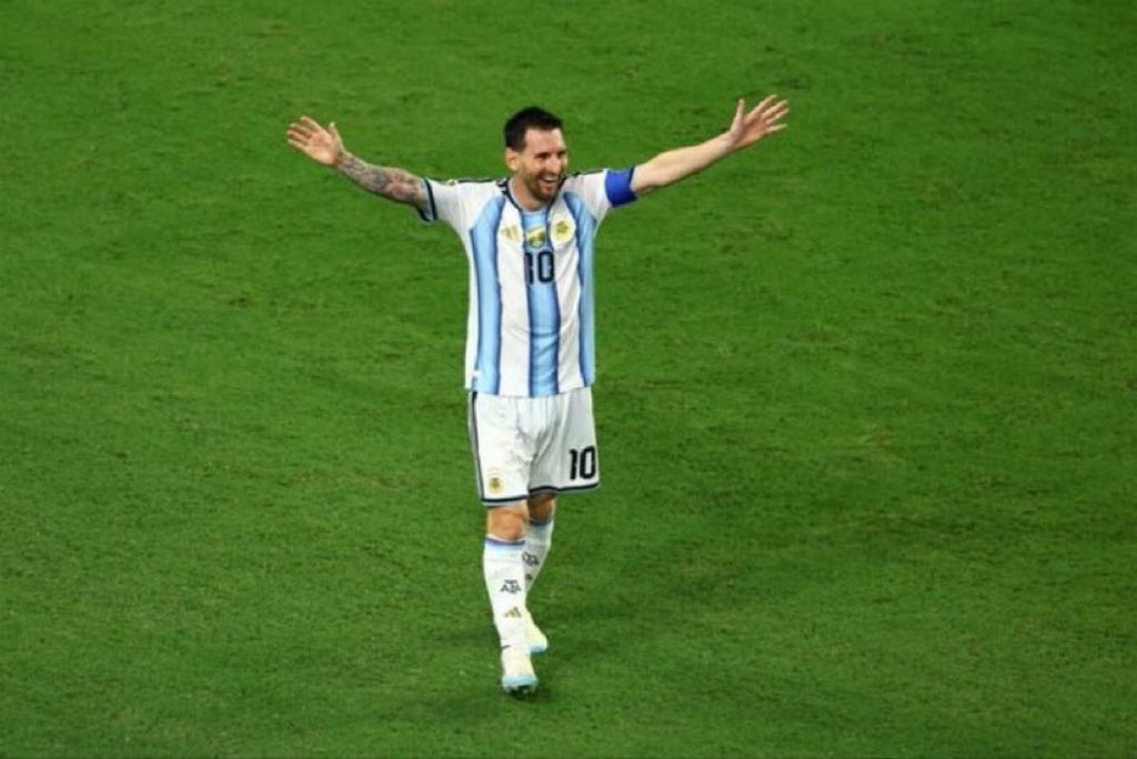 ﮼ماجد🇦🇷10 tweet media