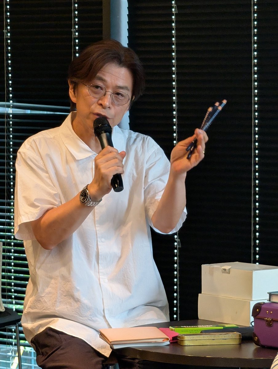 ihana45's tweet photo. 「ダーマトは青春の文具」 https://t.co/kDDoFl816a
